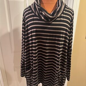 VENUS Black and Tan Striped Dress w/pockets
